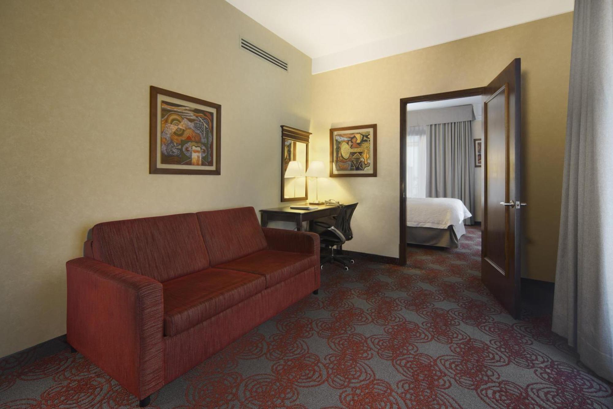 One-Bedroom King Suite with Sofa Bed - Non-Smoking,1758303835:JPEG